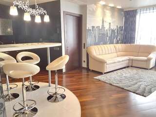 Апарт-отели Best Apartments in Most City Днепр Апартаменты с 2 спальнями и балконом, вид на реку-6