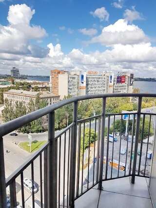 Апарт-отели Best Apartments in Most City Днепр Апартаменты с 2 спальнями и балконом, вид на реку-11